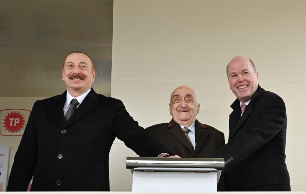 Le président Ilham Aliyev participe à la cérémonie d’envoi à la mer des jackets pour la plateforme « Azéri-Merkezi-Serqi »