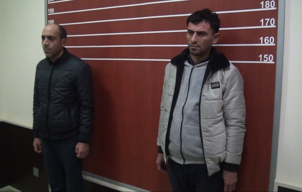 Vətəndaşları saxta avtomobil satışı elanı ilə aldadaraq dələduzluq edən şəxslər saxlanılıblar