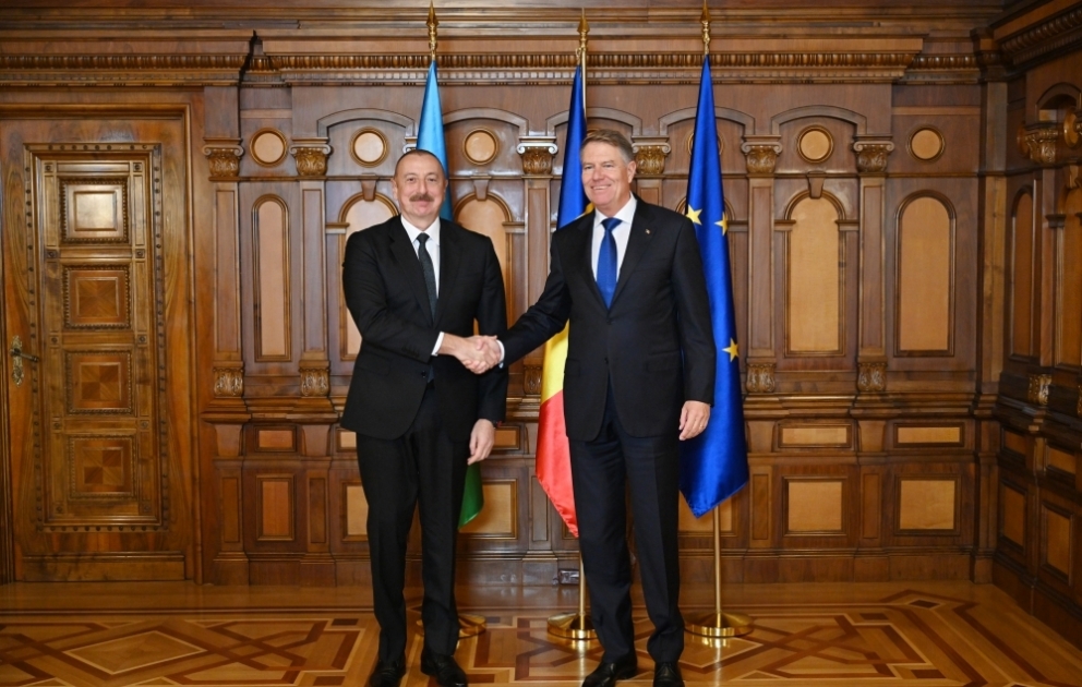 Bucarest: le président azerbaïdjanais s’entretient avec son homologue roumain
