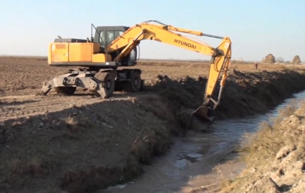 Tərtər: suvarma kanalları lildən təmizlənir, yeni beton kanallar çəkilir