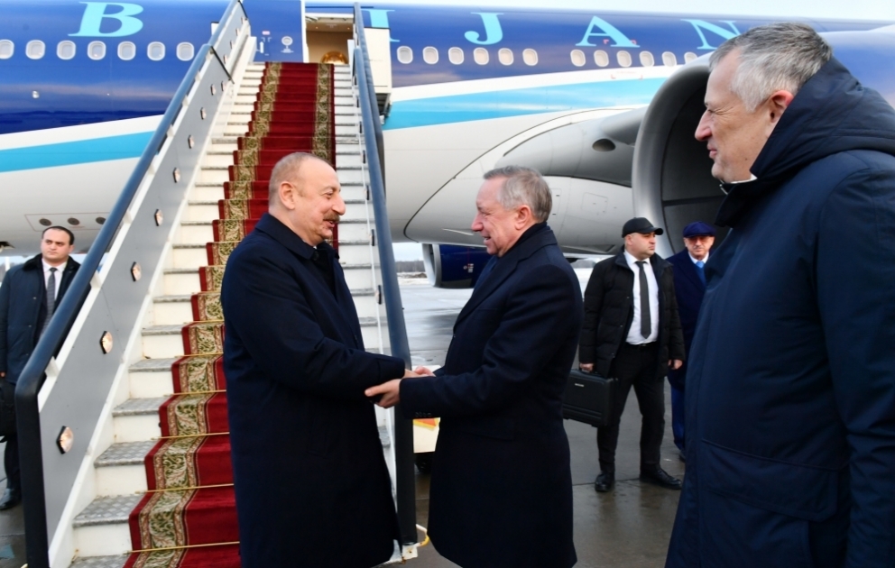 President Ilham Aliyev arrived in Saint Petersburg for working visit