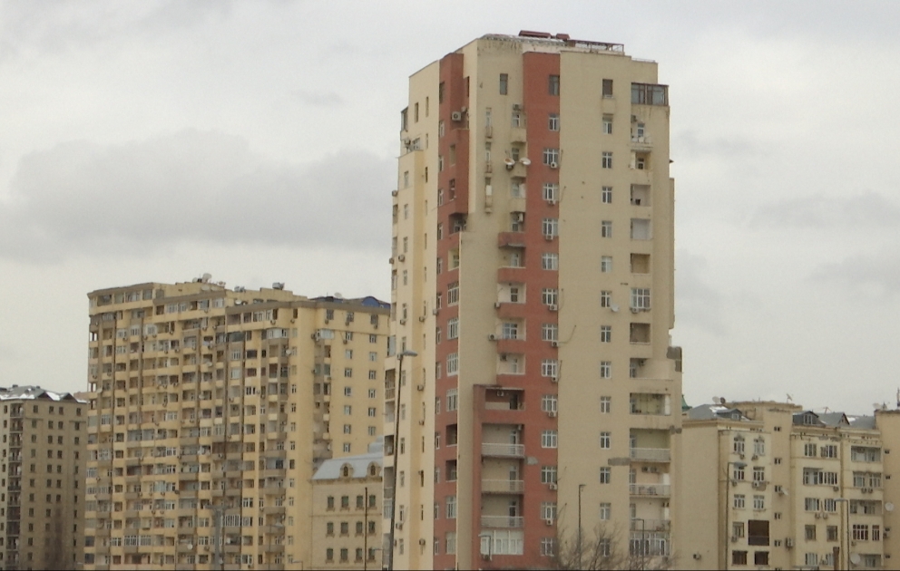 Yaşayış yerini müvəqqəti dəyişənlər cərimələnə bilər