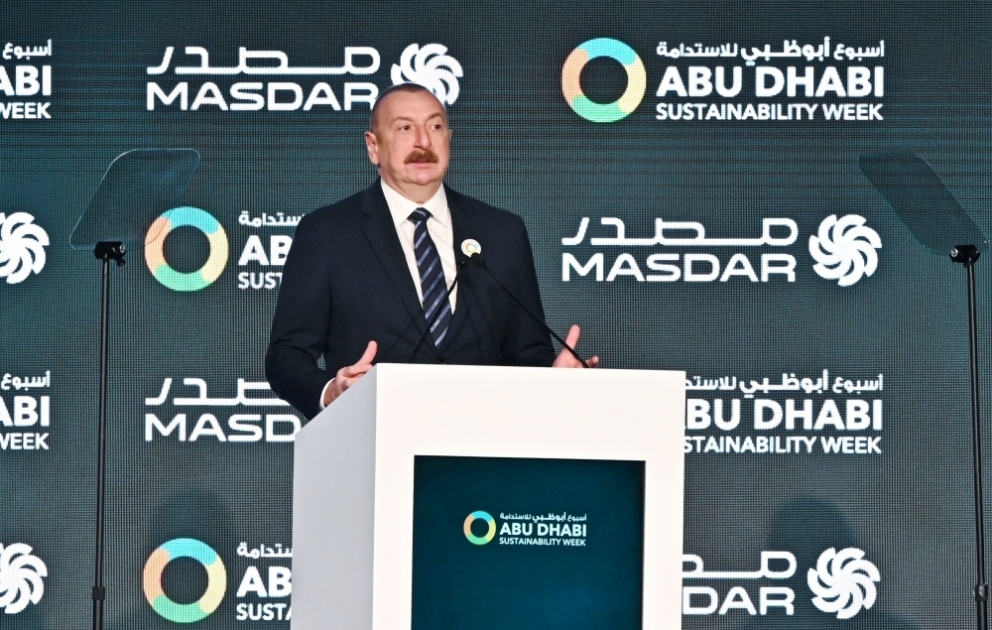 Präsident Ilham Aliyev nimmt an der Eröffnung der Nachhaltigkeitswoche in Abu Dhabi teil