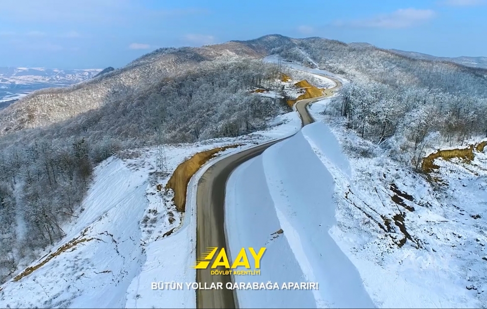 "Zəfər Yolu" qarlı havada