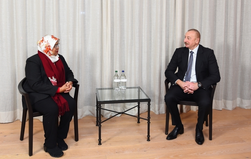 Davos : le président Ilham Aliyev rencontre la directrice exécutive de l’ONU-Habitat