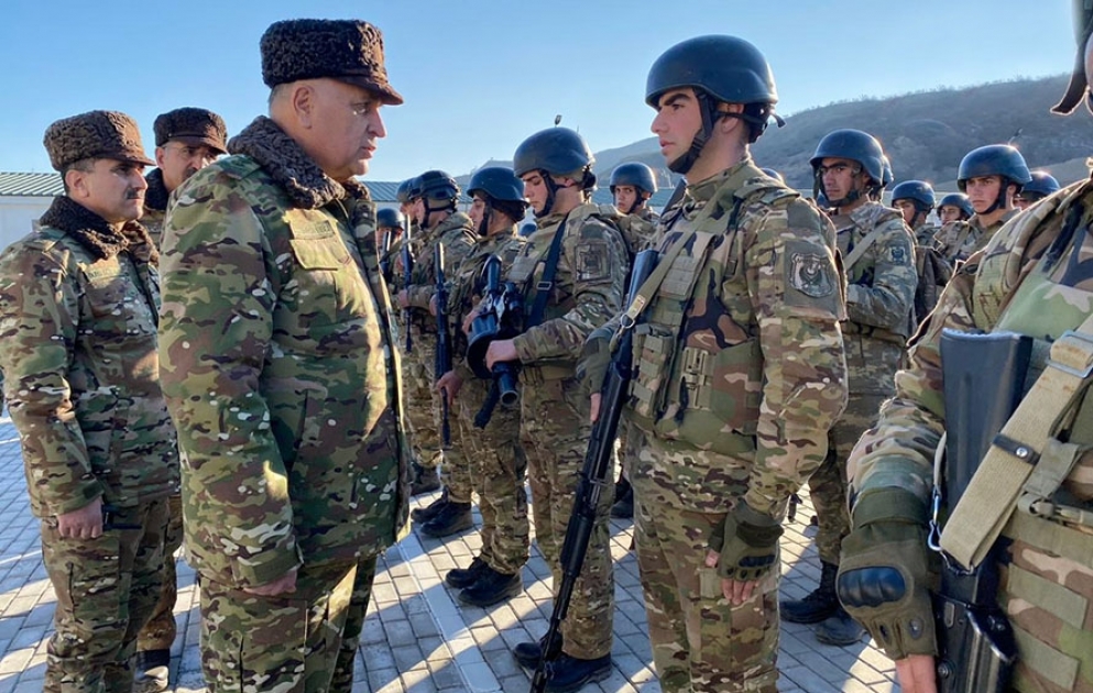 Kəlbəcər və Laçında hərbi hissələrin döyüş hazırlığı yoxlanılıb