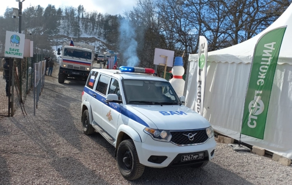 Russian peacekeepers’ vehicles passed through protest area without hindrance