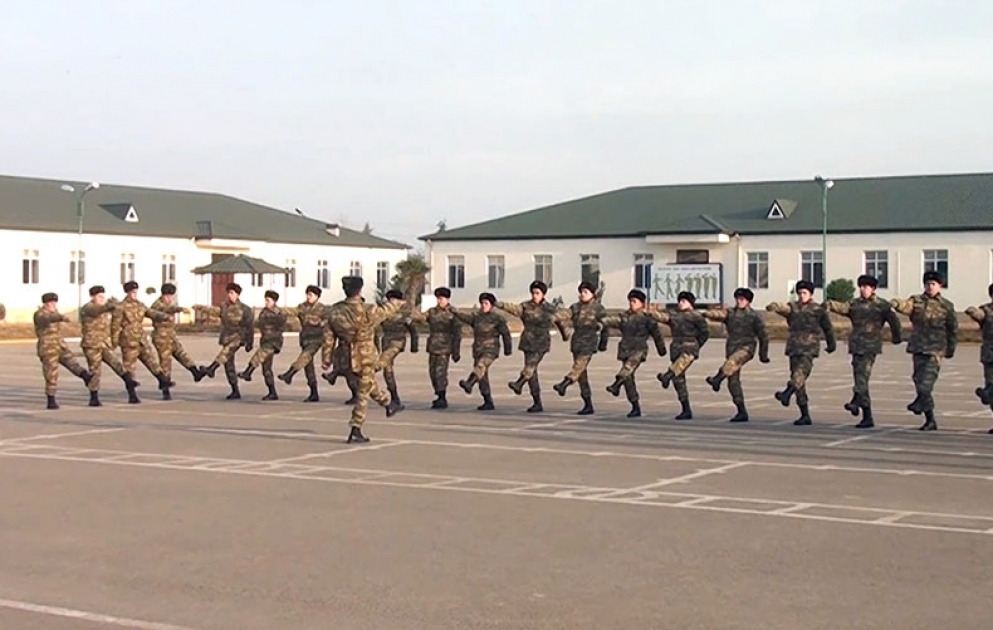 The admission of new conscripts to the military units of the Azerbaijan Army continues