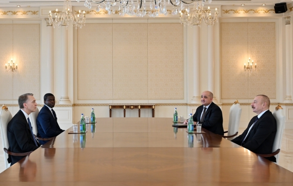 Prezident İlham Əliyev “Brookfield Asset Management” şirkətinin baş icraçı direktorunu qəbul edib