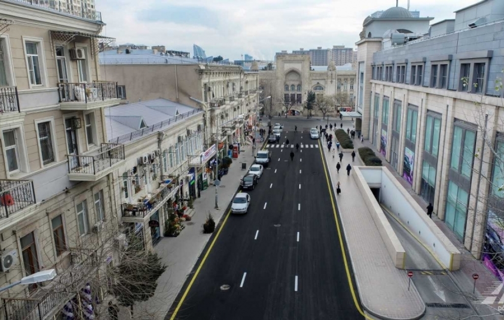 Paytaxtın Füzuli küçəsinin 232 metrlik hissəsində təmir işləri aparılıb