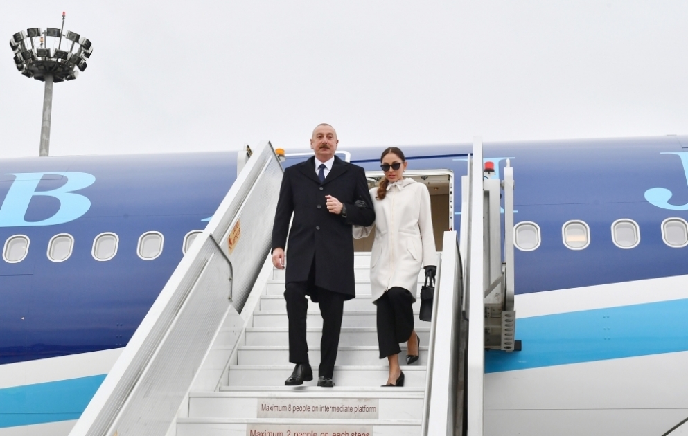 Azərbaycan Prezidenti İlham Əliyev Macarıstana rəsmi səfərə gəlib
