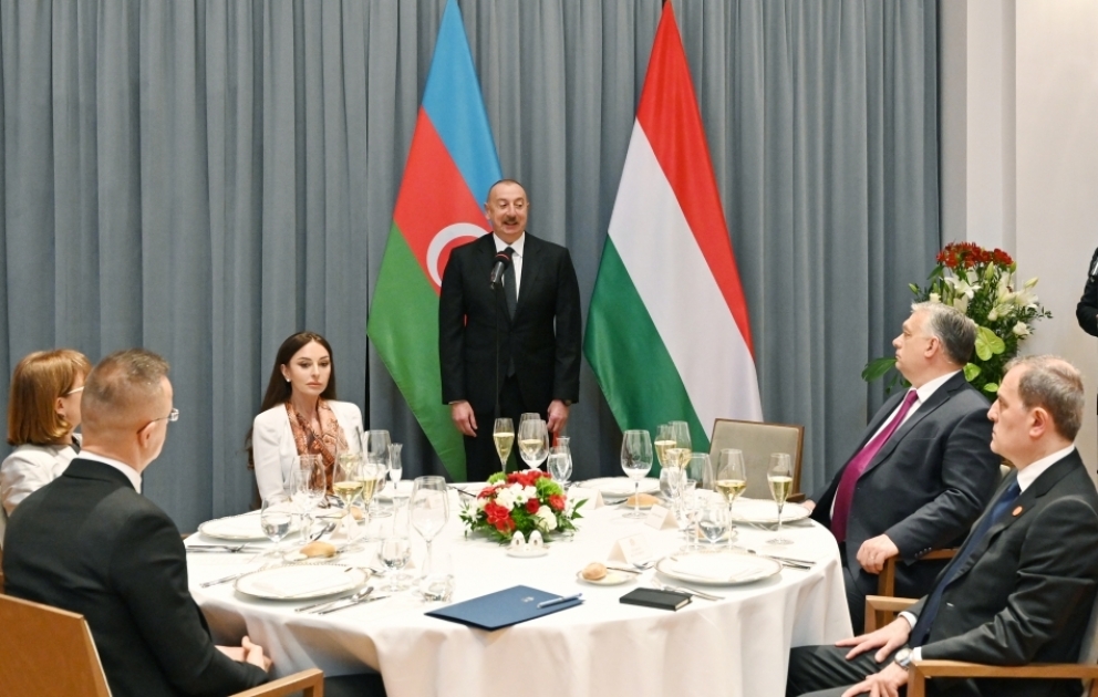 Budapeştdə Prezident İlham Əliyevin və birinci xanım Mehriban Əliyevanın şərəfinə rəsmi nahar verilib