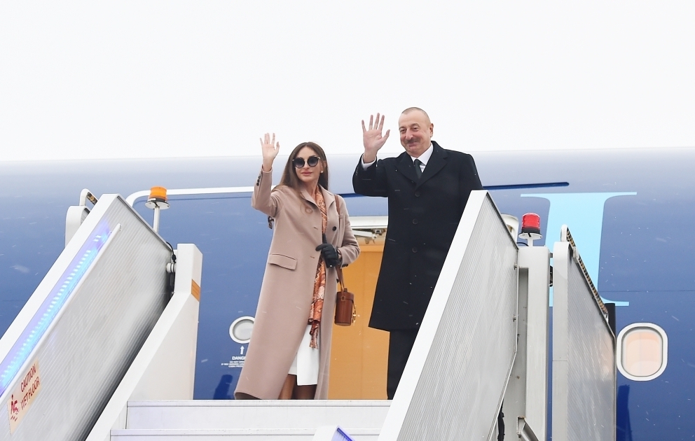 Aserbaidschans Präsident Ilham Aliyev ist zu Staatsbesuch in Ungarn eingetroffen