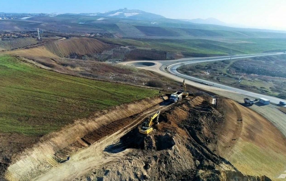 Muğanlı-İsmayıllı-Qəbələ yolu yenidənqurma nəticəsində 9,7 kilometr qısalacaq