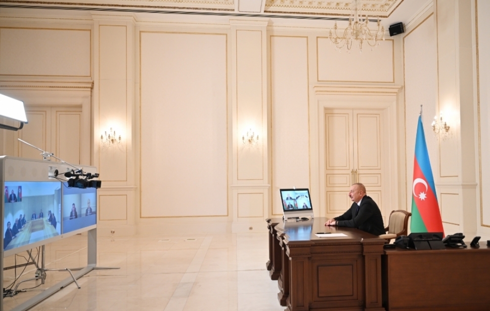 Le président Ilham Aliyev s’entretient par visioconférence avec le ministre turc de l’Education nationale et un groupe de parlementaires turcs