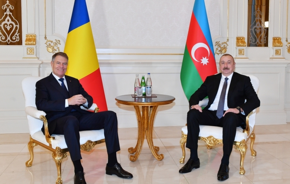 Presidents of Azerbaijan and Romania held one-on-one meeting