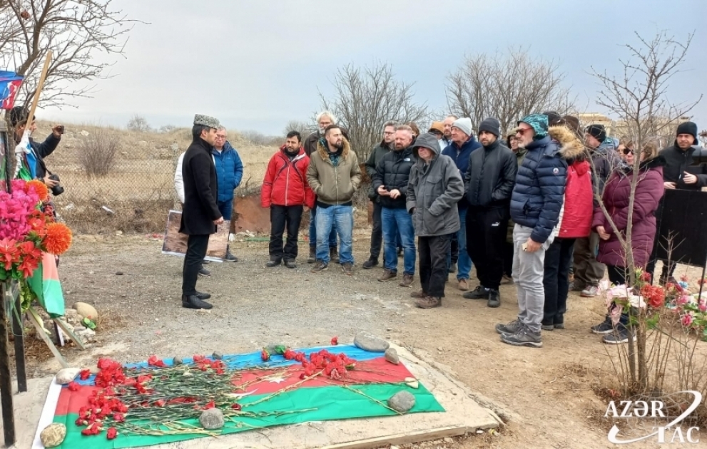 Beynəlxalq səyahətçilər Ağdamda erməni vandalizmi ilə tanış olurlar