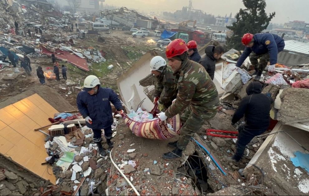 Azerbaijan’s Ministry of Emergency Situations launch search and rescue operations in Türkiye