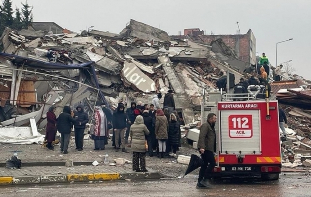 Death toll from earthquakes in Türkiye rises to 5,894: Vice president