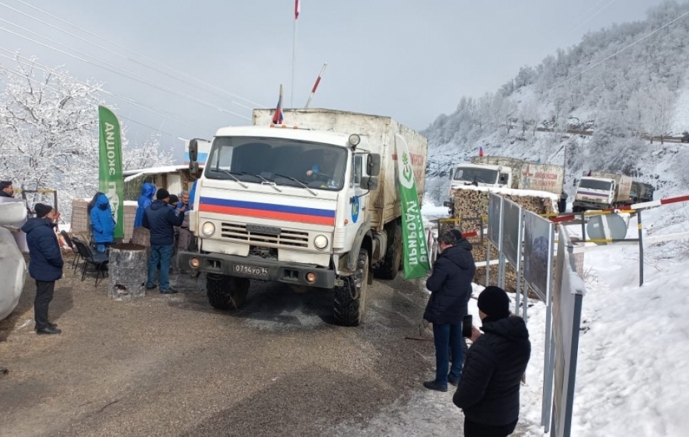 Конвой автомобилей российских миротворцев беспрепятственно проехал по территории проведения акции