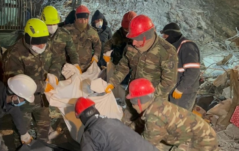 Azerbaijani rescuers save 51 people from rubble in Türkiye