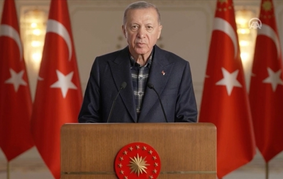 Türkiyə Prezidenti: 8 mindən çox insan dağıntılar altından sağ çıxarılıb
