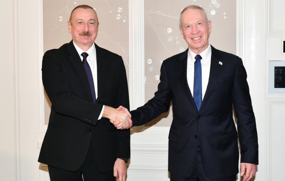 Präsident Ilham Aliyev trifft israelischen Verteidigungsminister in München