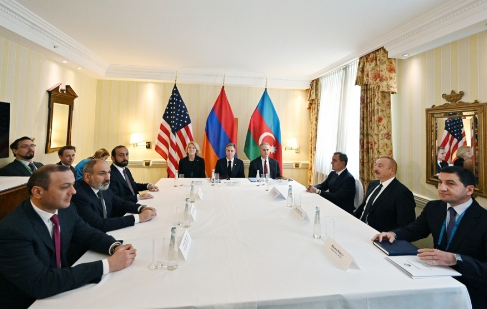 President Ilham Aliyev held joint meeting with US Secretary of State and Armenian Prime Minister in Munich