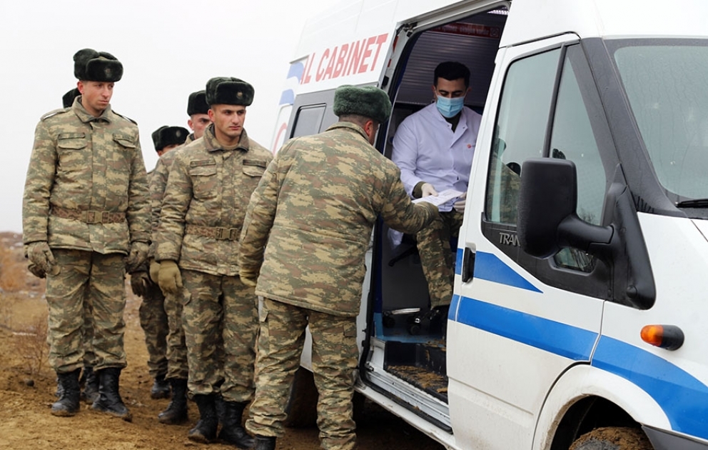 Hərbi qulluqçuların səyyar stomatoloji müayinə və müalicəsi həyata keçirilib