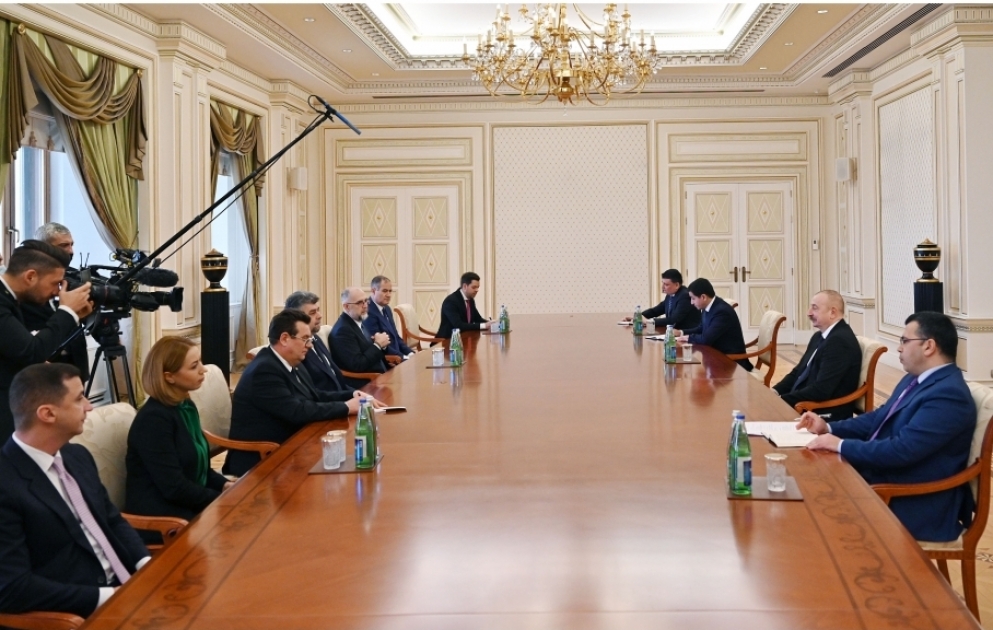 Le président azerbaïdjanais reçoit une délégation parlementaire roumaine