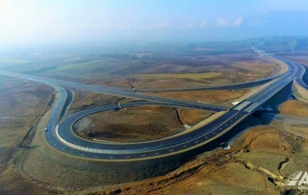 Horadiz-Cəbrayıl-Zəngilan-Ağbənd yolunda işlərin 73 faiz icra olunub