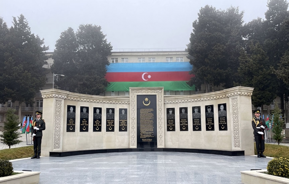 Hərbi İnstitutda şəhidlərin Xatirə kompleksinin açılışı olub