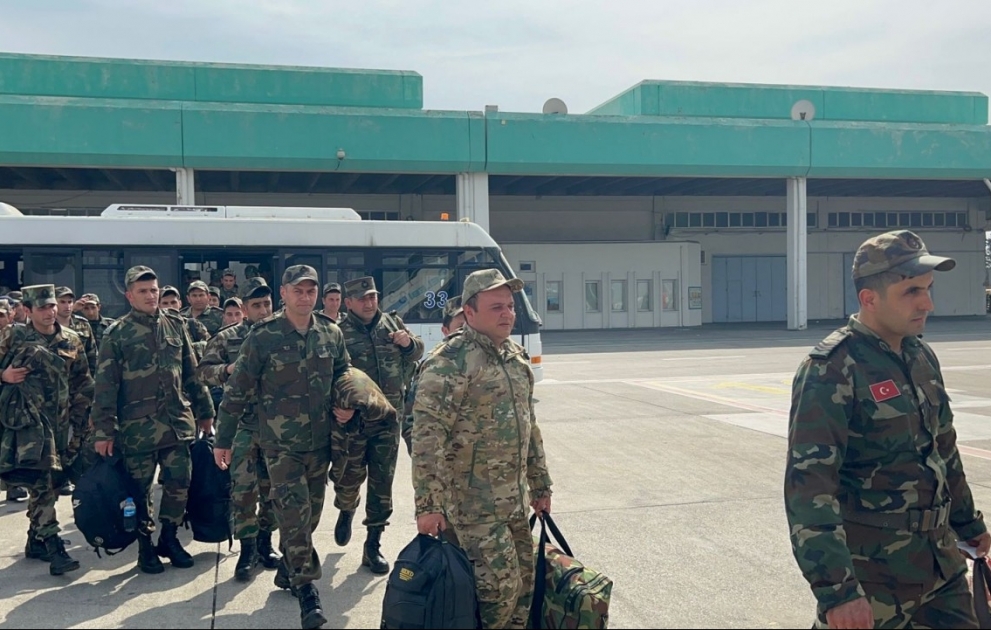 FHN-in Türkiyədə olan çevik xilasetmə qüvvələrinin növbəti qrupu ölkəmizə yola düşüb