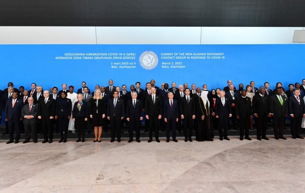 Gipfeltreffen der Kontaktgruppe der Blockfreien-Bewegung zum Kampf gegen COVID-19 in Baku
Präsident Ilham Aliyev nimmt am Gipfeltreffen teil