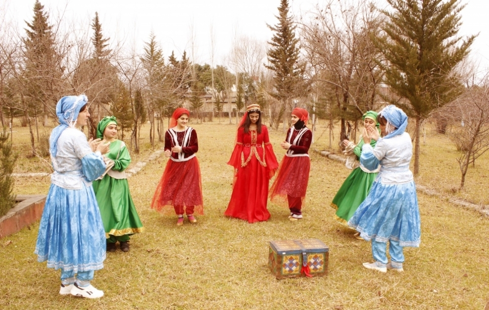 Milli dəyərlərimizi yaşadan kollektiv