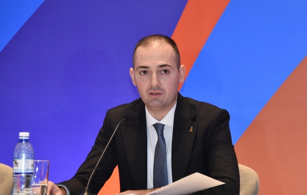 AFFA-nın baş katibi: Növbəti mövsüm əvəzedici heyətlər arasında çempionat keçiriləcək