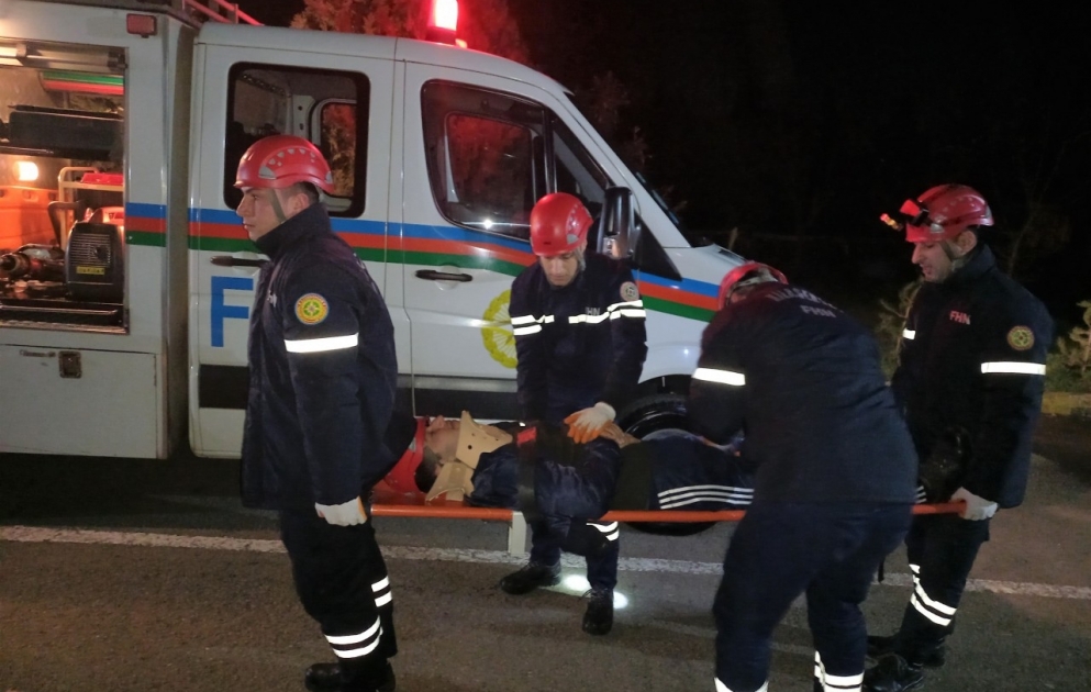 FHN-in Cənub Regional Mərkəzi praktiki gecə təlimi keçirib