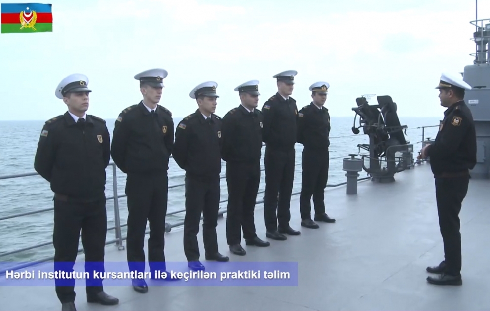 Müdafiə Nazirliyi həftəlik icmalı təqdim edib