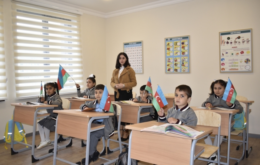 Talış kəndində ilk dərs keçirilib