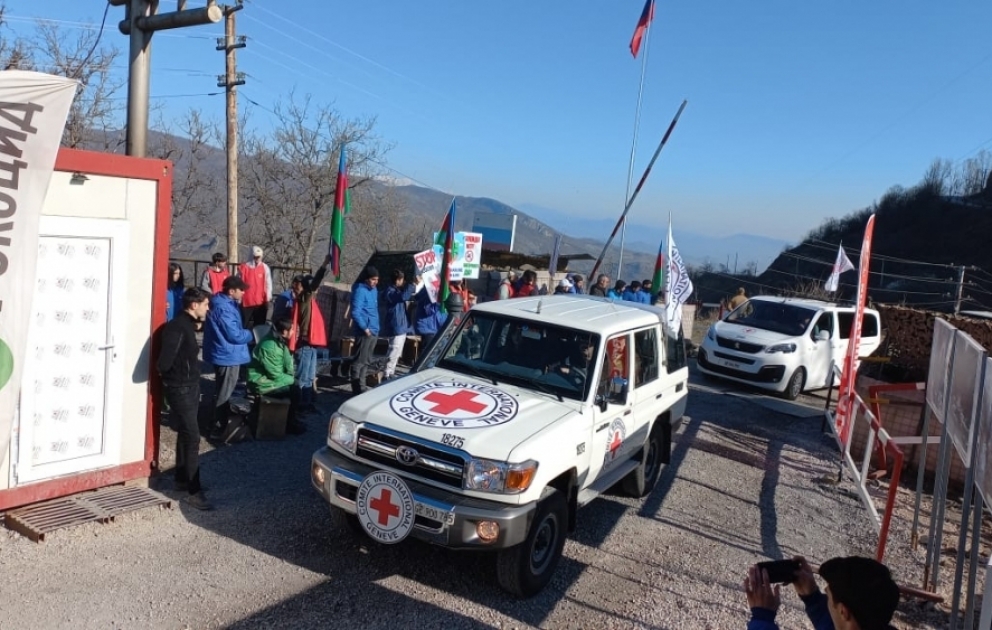 Nine ICRC vehicles pass unhindered through protest area