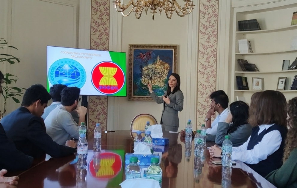 “Paris Science Po” Universitetinin tələbələri Azərbaycanın tarixi barədə məlumatlandırılıb