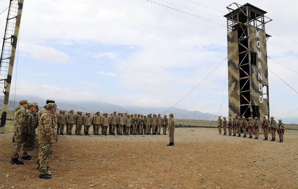 Azerbaijan Defense Minister visited the Commando Mountain Training Center