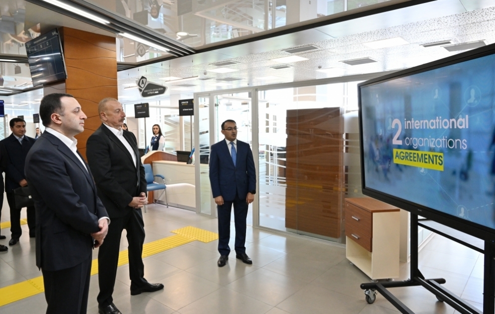 Guébélé : le président azerbaïdjanais et le Premier ministre géorgien visitent le centre régional du service ASAN