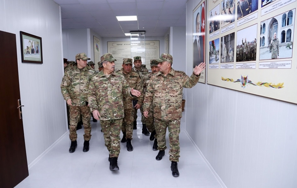 Министр обороны ознакомился с условиями, созданными в нововведенной в эксплуатацию воинской части