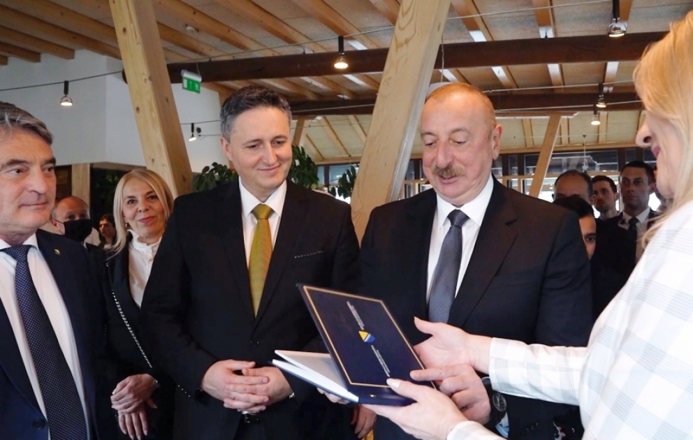 Official dinner was hosted on behalf of members of Presidency of Bosnia and Herzegovina in honor of President Ilham Aliyev in Sarajevo