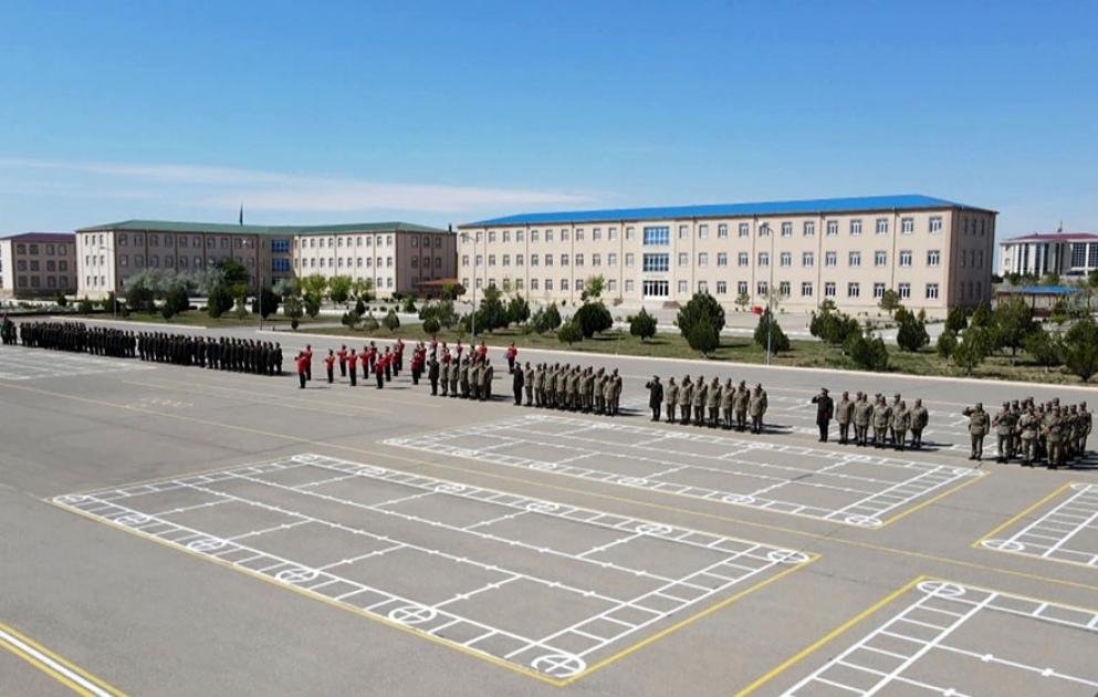 Əlahiddə Ümumqoşun Orduda növbəti buraxılış mərasimi keçirilib