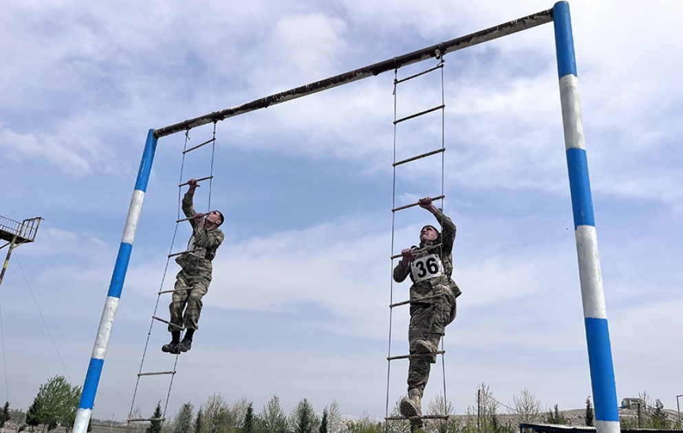 Среди военнослужащих Азербайджанской Армии проведены состязания по пятиборью