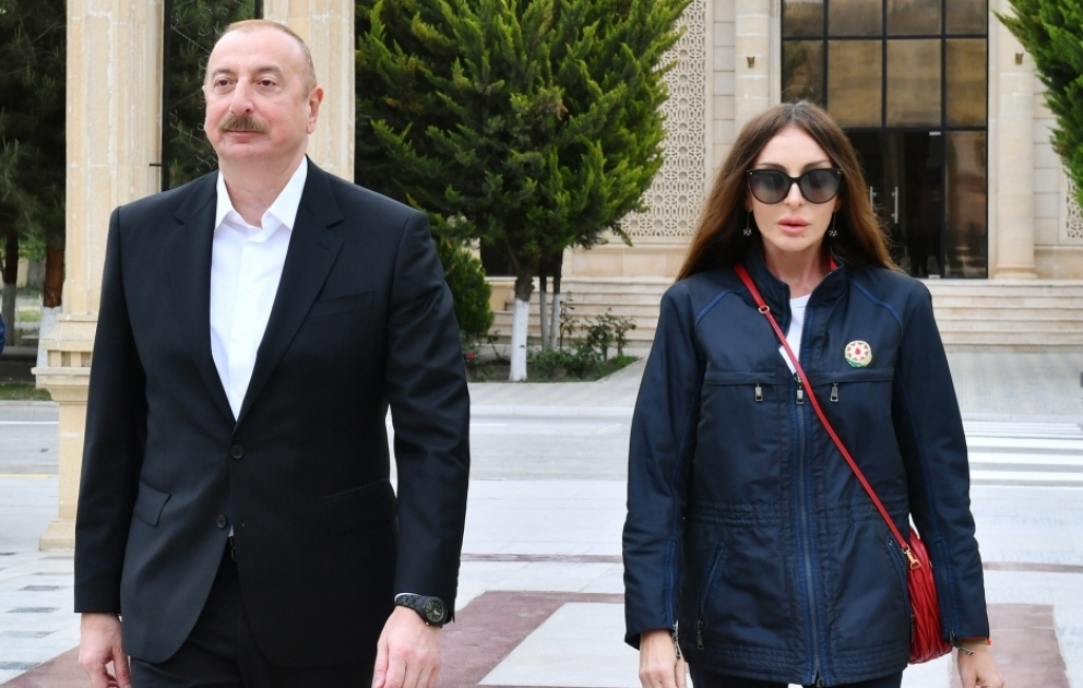 Déplacement du président azerbaïdjanais et de son épouse à Salyan