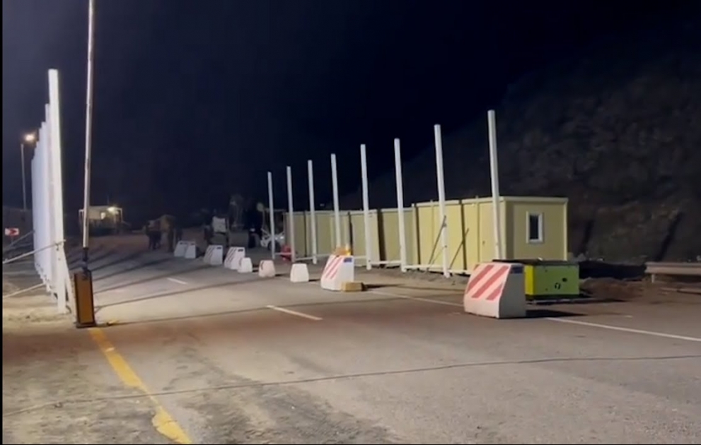 Laçın Xankəndi yolundakı sərhəd buraxılış məntəqəsi işıqlandırıldı