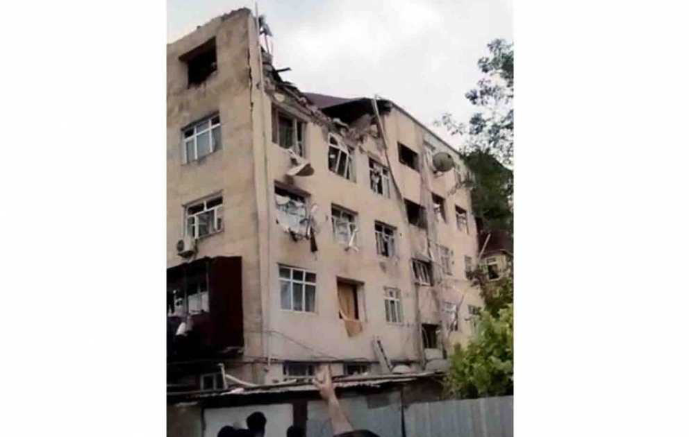 Biləsuvarda güclü partlayış olub